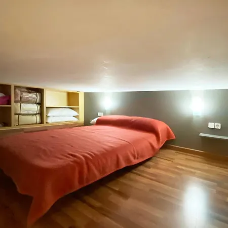 Privado. Calella * كاليلا دو بالافروجيل